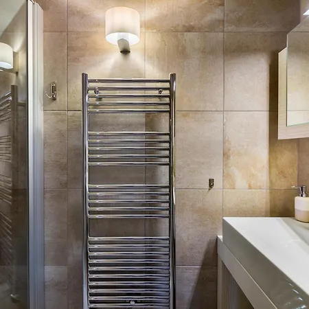 Moderne Centre Avec Parking Et Wifi - Fr-1-562-14 Appartement *